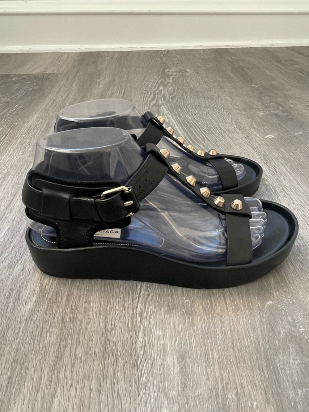 Balenciaga Women’s Studded Black Sandals Size EU 37 (US 7) - Picture 2 of 7